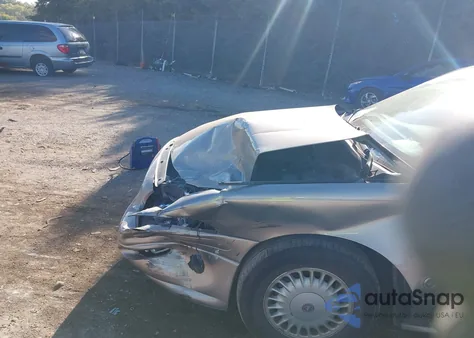 2000 Buick Lesabre Custom из США, поврежденный, VIN 1G4HP54KXYU287614